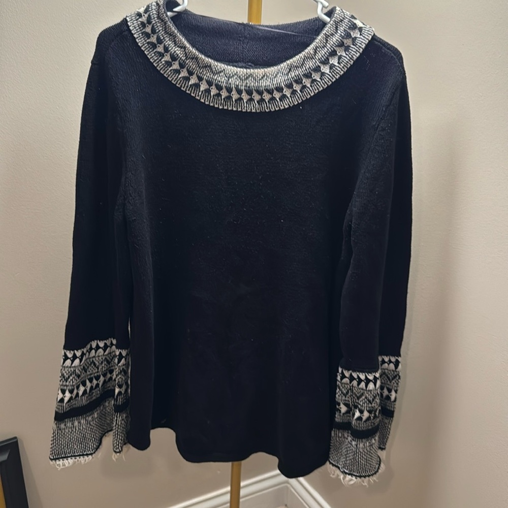 Women’s Style & Co, extra large flare sleeved sweater